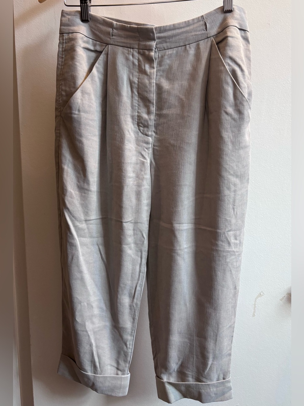 Wilfred Light Gray Cropped Pants